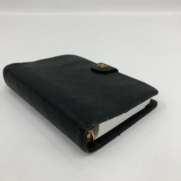 Chanel Matrasse Quilted Black MM Agenda planner notebook cover black - Picture 5 of 9